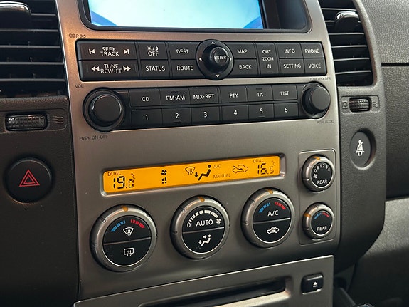 Nissan Pathfinder 23 of 30