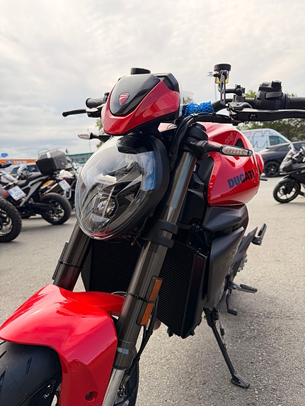 Ducati Monster + 3 of 12