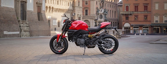 Ducati Monster + 8 of 12