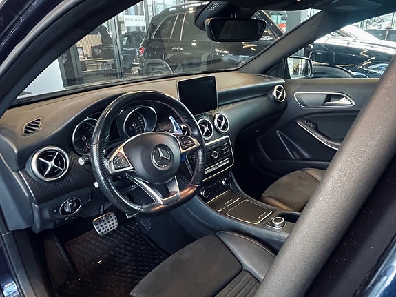 Mercedes-Benz A180 13 of 14