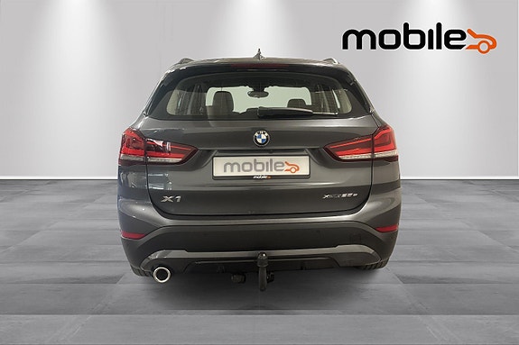 BMW X1 5 of 5