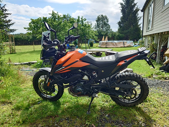 KTM 390 Adventure 4 of 5