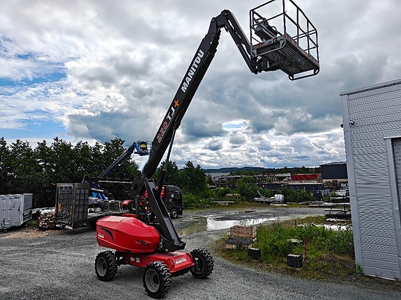 Manitou 220 TJ + 3 of 5