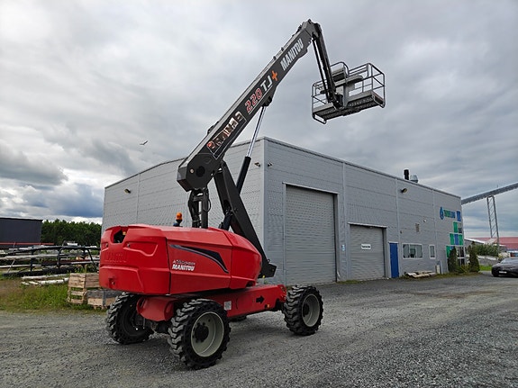 Manitou 220 TJ + 2 of 5