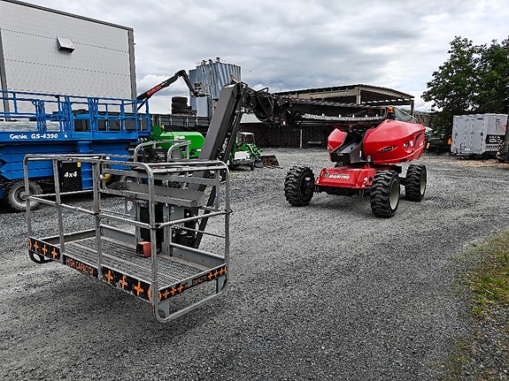 Manitou 220 TJ + 4 of 5
