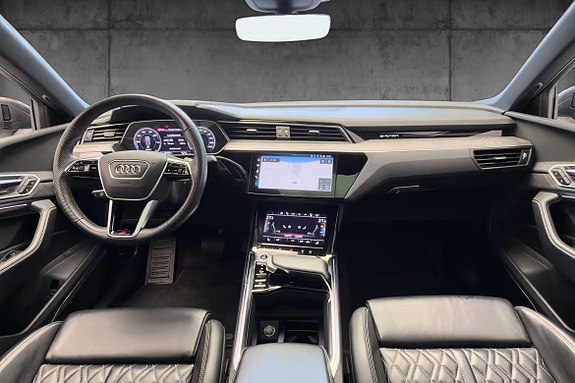 Audi e-tron Sportback 19 of 28