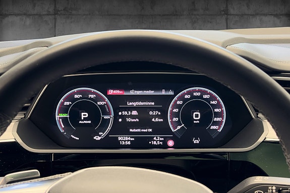 Audi e-tron Sportback 28 of 28