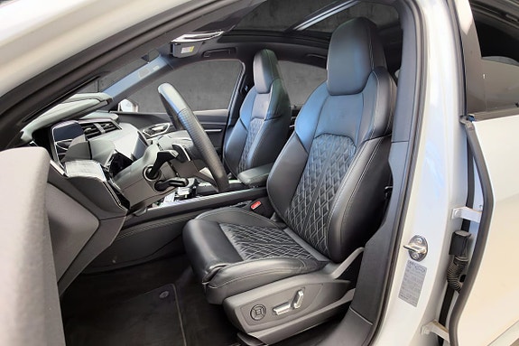 Audi e-tron Sportback 9 of 28