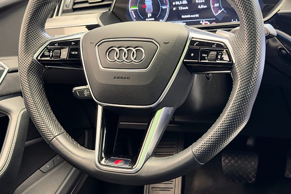 Audi e-tron Sportback 20 of 28
