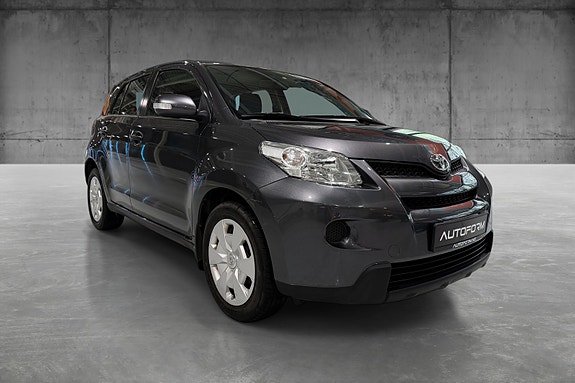 Toyota Urban Cruiser 3 of 5