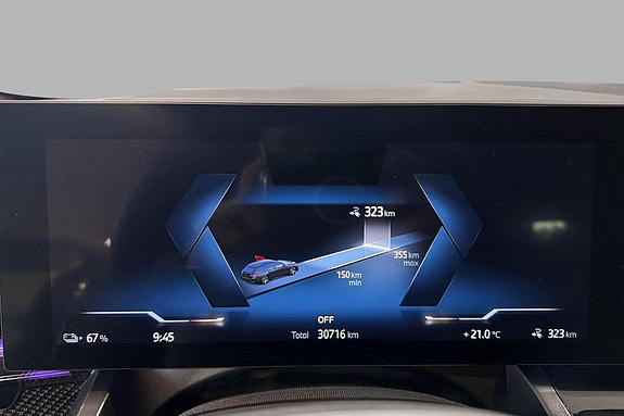 BMW i5 18 of 30