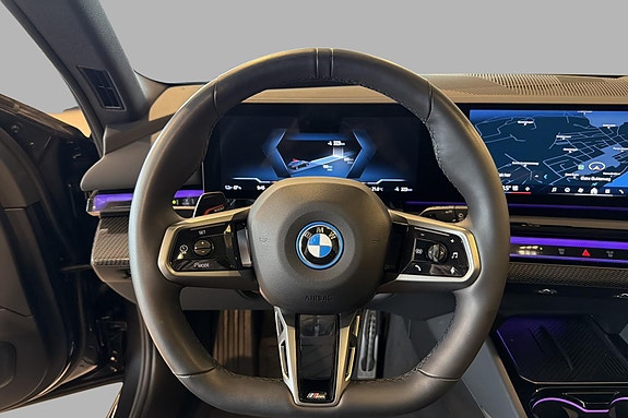 BMW i5 17 of 30
