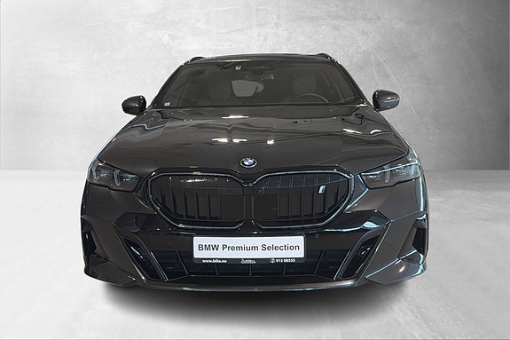BMW i5 2 of 5