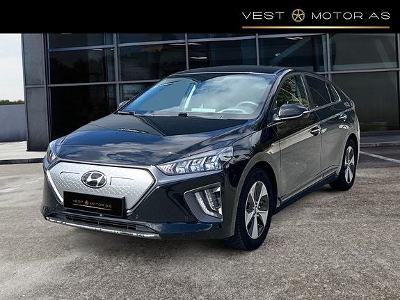 Hyundai IONIQ 3 of 5