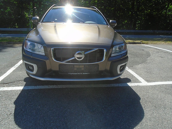 Volvo XC70 3 of 5