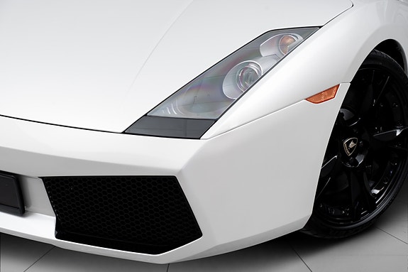 Lamborghini Gallardo 4 of 5