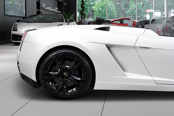 Lamborghini Gallardo 16 of 30