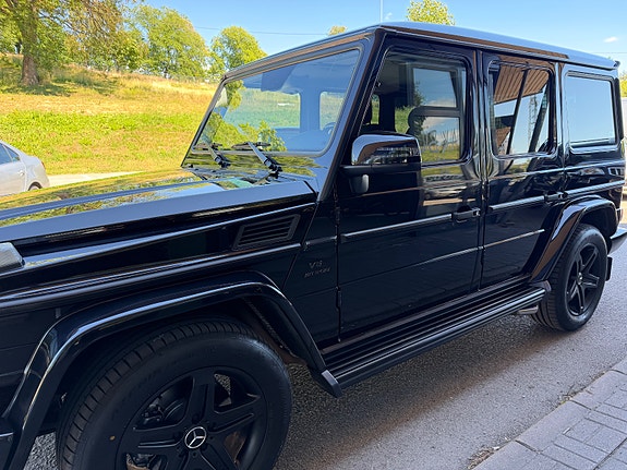 Mercedes-Benz Geländewagen 3 of 5