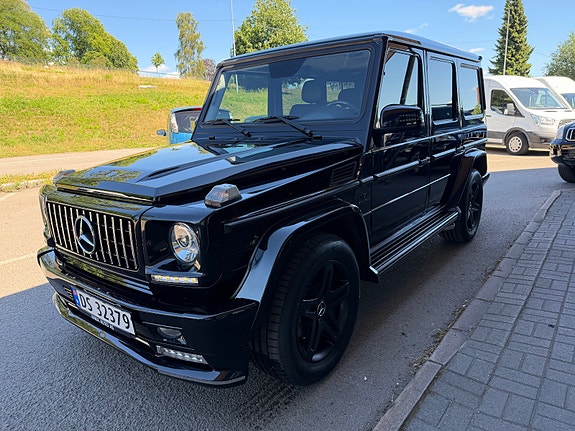 Mercedes-Benz Geländewagen 2 of 5