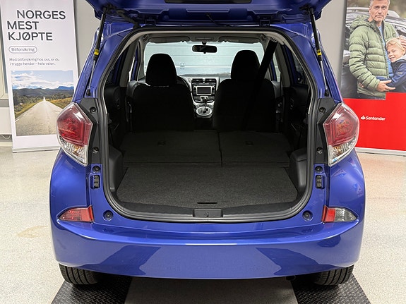 Toyota Verso-S 22 of 30