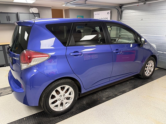 Toyota Verso-S 5 of 5