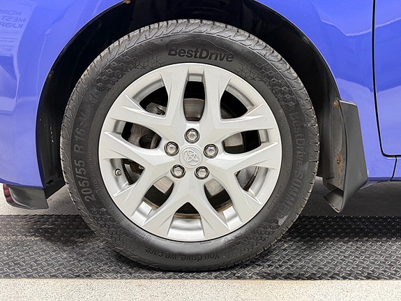 Toyota Verso-S 15 of 30