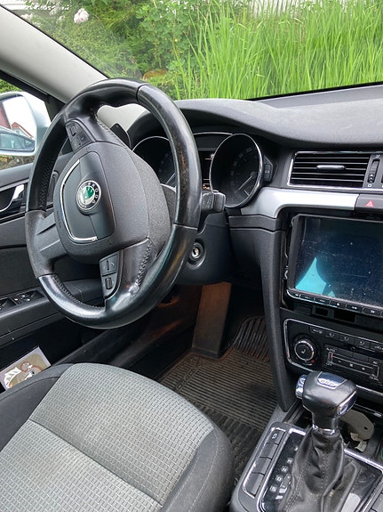 Skoda Superb 7 of 13