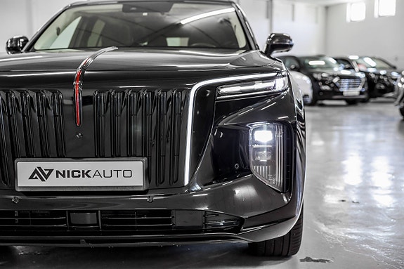 Hongqi E-HS9 5 of 5