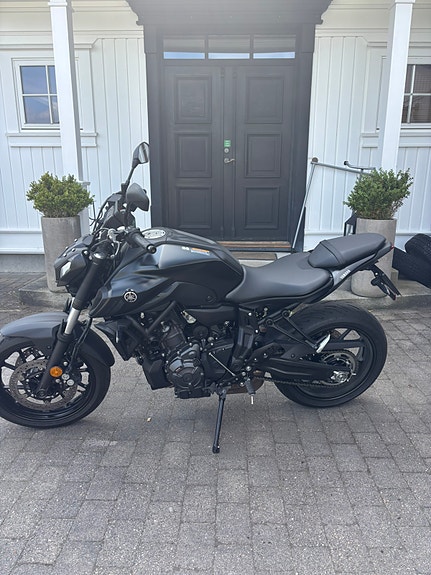 Yamaha MT-07 9 of 16
