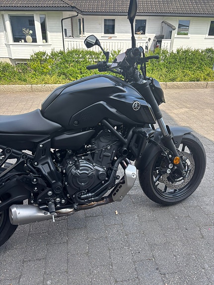 Yamaha MT-07 7 of 16