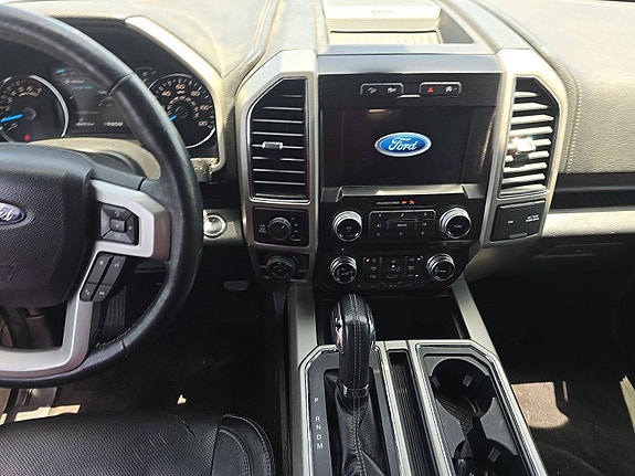 Ford F-150 12 of 16