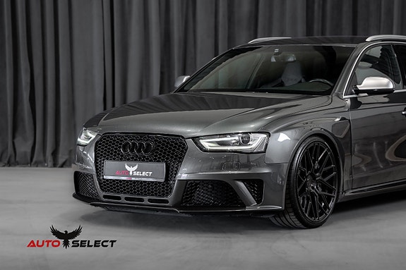 Audi RS4 7 of 30
