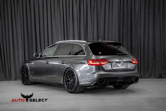 Audi RS4 9 of 30