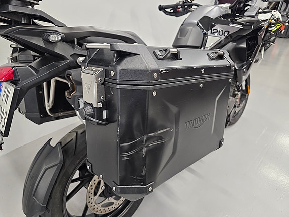 Triumph Tiger 1200 GT 8 of 13