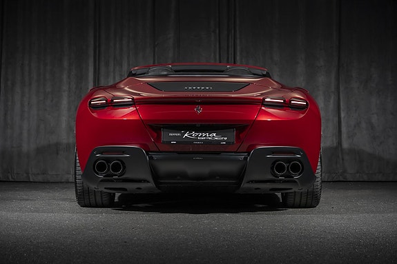 Ferrari Roma Spider 4 of 30