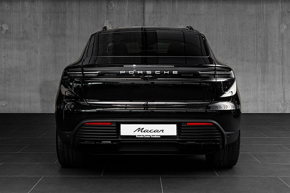 Porsche Macan 5 of 5