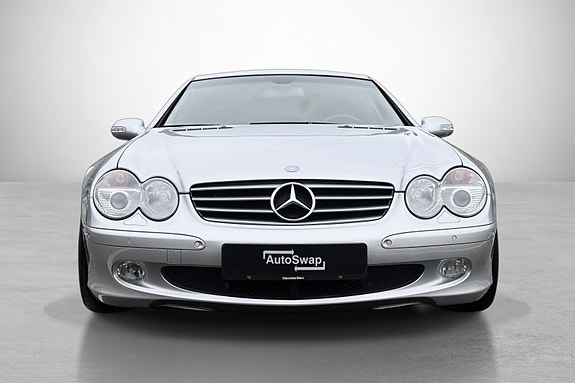 Mercedes-Benz SL500 5 of 30