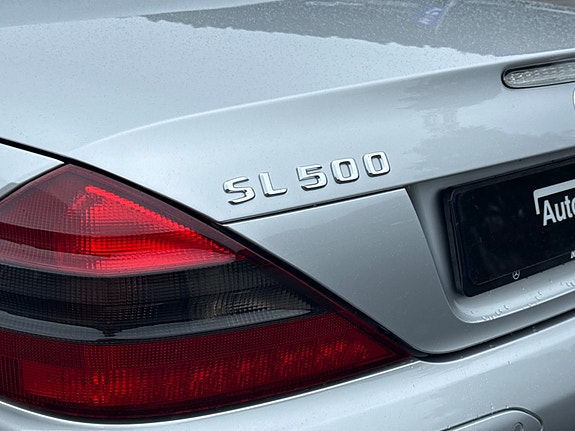 Mercedes-Benz SL500 21 of 30