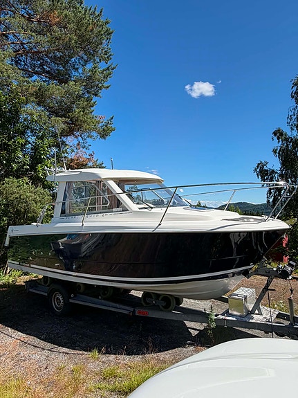 Velutstyrt turbåt/trollingbåt med Svela B18X båthenger 2 of 5