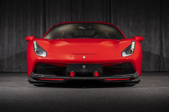 Ferrari 488 GTB 8 of 30