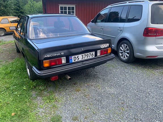 Opel Ascona 1981 photo 4