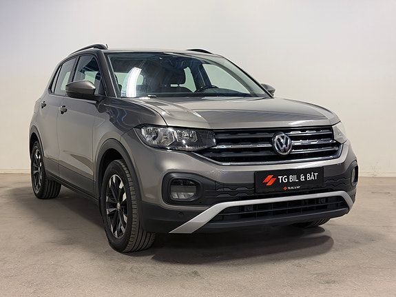 Volkswagen T-Cross 2 of 5