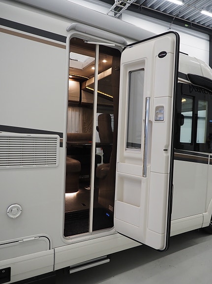 Carthago C-Tourer I 150 QB 6 of 30