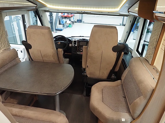 Carthago C-Tourer I 150 QB 8 of 30