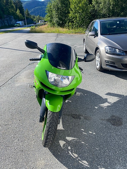 Kawasaki Ninja ZX-6R 7 of 26