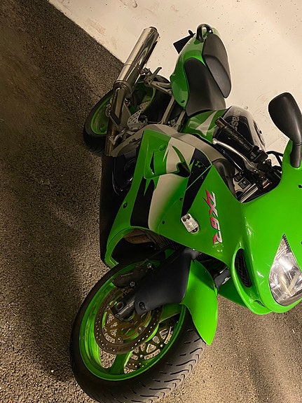 Kawasaki Ninja ZX-6R 12 of 26
