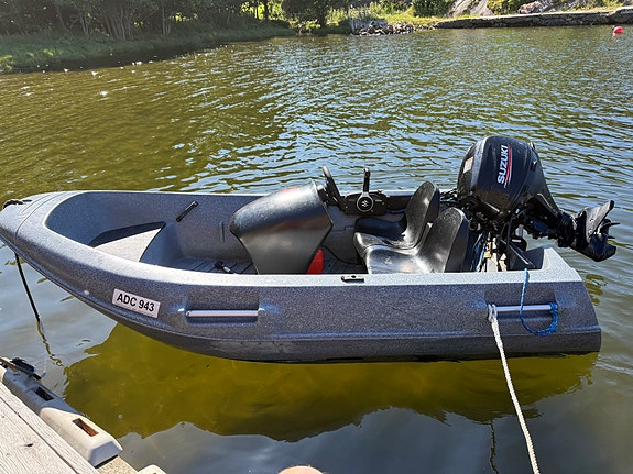River XR290 3 of 5