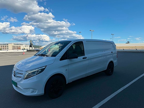 Mercedes-Benz Vito 119 9 of 30