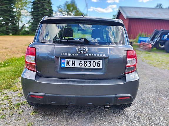 Toyota Urban Cruiser 4 of 5