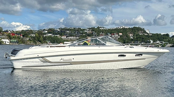 Yamarin 79 DC - Ankervinsj, varmer, baugthruster, kartplotter, Yamaha F300 2 of 30